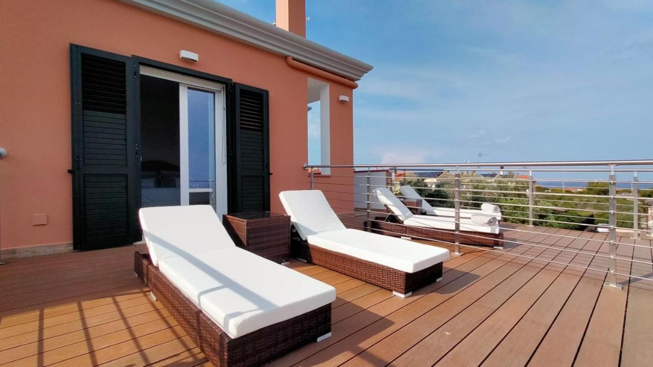 A.Mare Bed & Breakfast Stintino Exterior photo